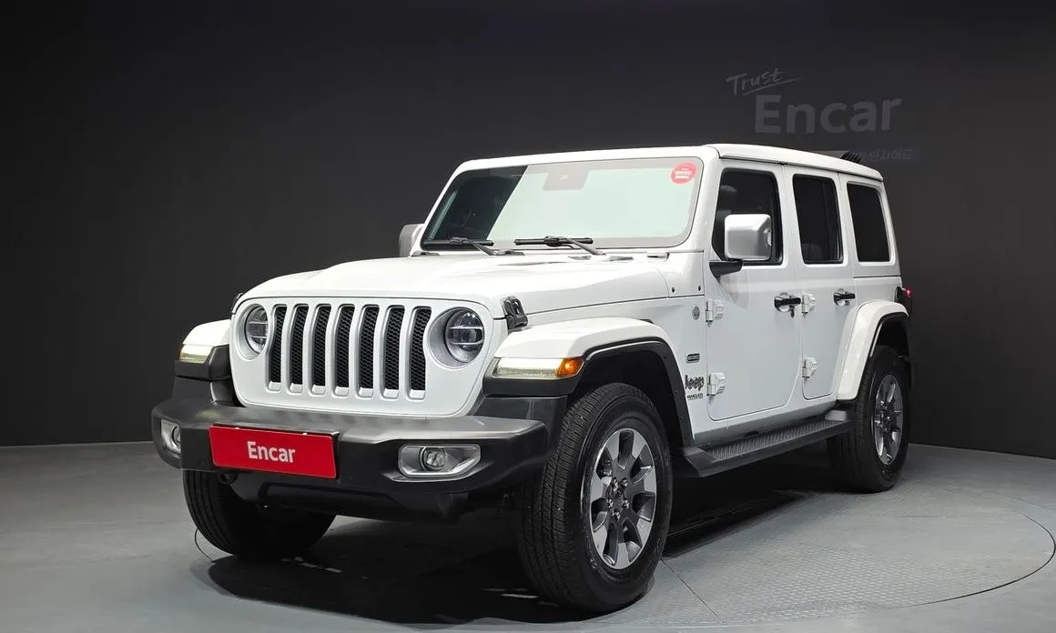 Jeep Wrangler — фото 1