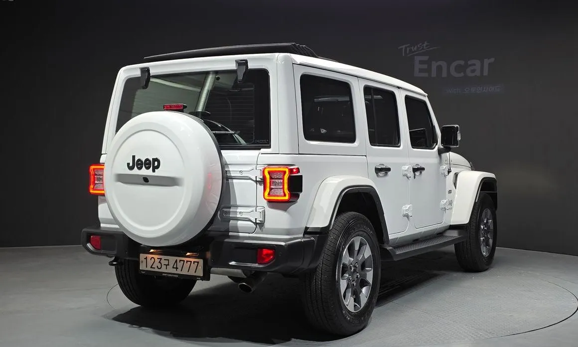Jeep Wrangler — фото 4