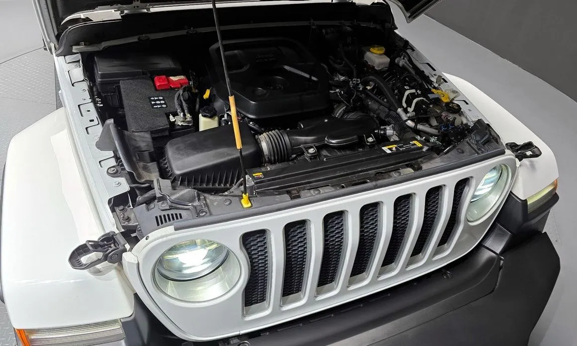 Jeep Wrangler — фото 10