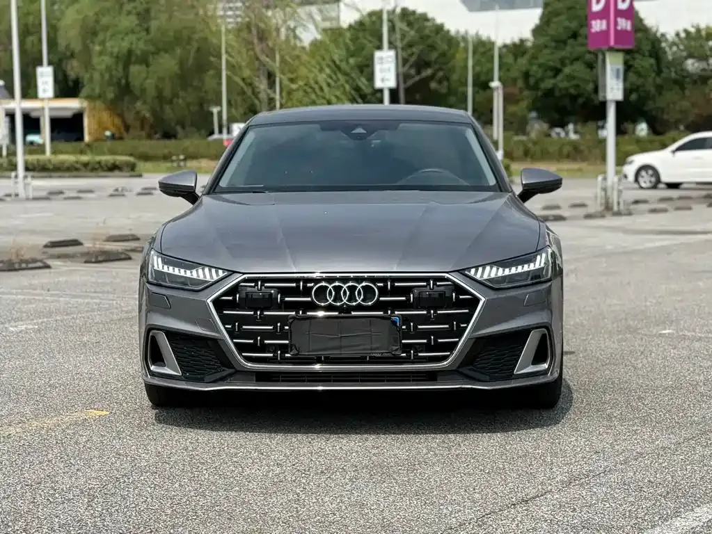 Audi A7L — фото 6