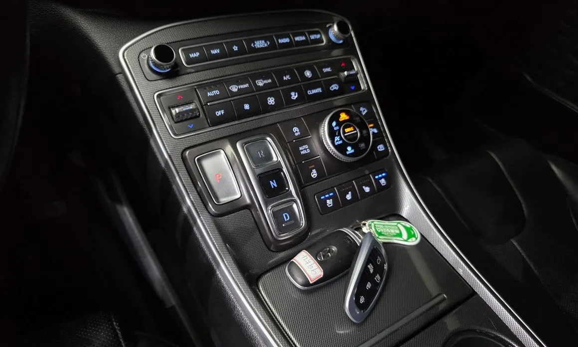Hyundai Santafe — фото 4