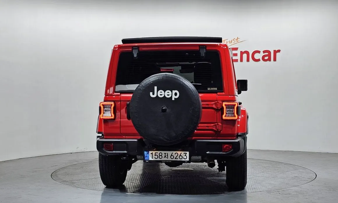 Jeep Wrangler — фото 2