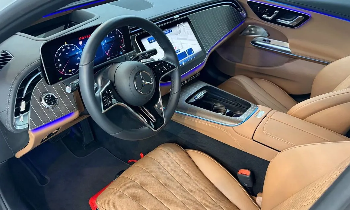 Mercedes-Benz E-Class — фото 8