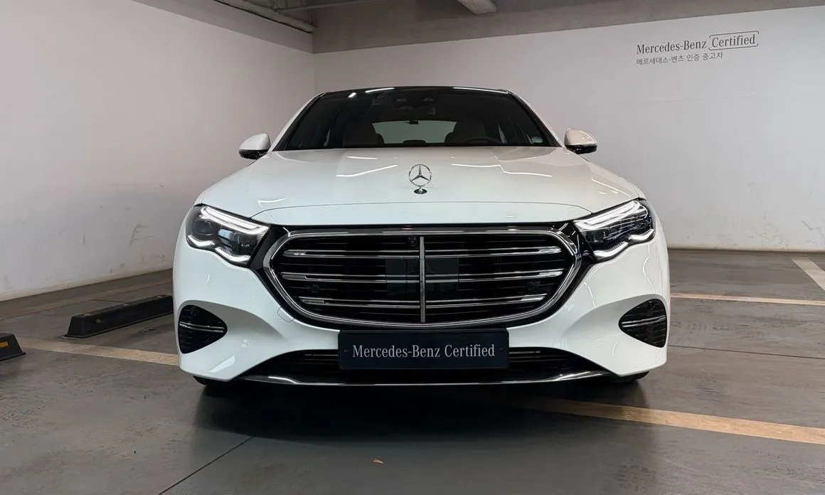 Mercedes-Benz E-Class — фото 5