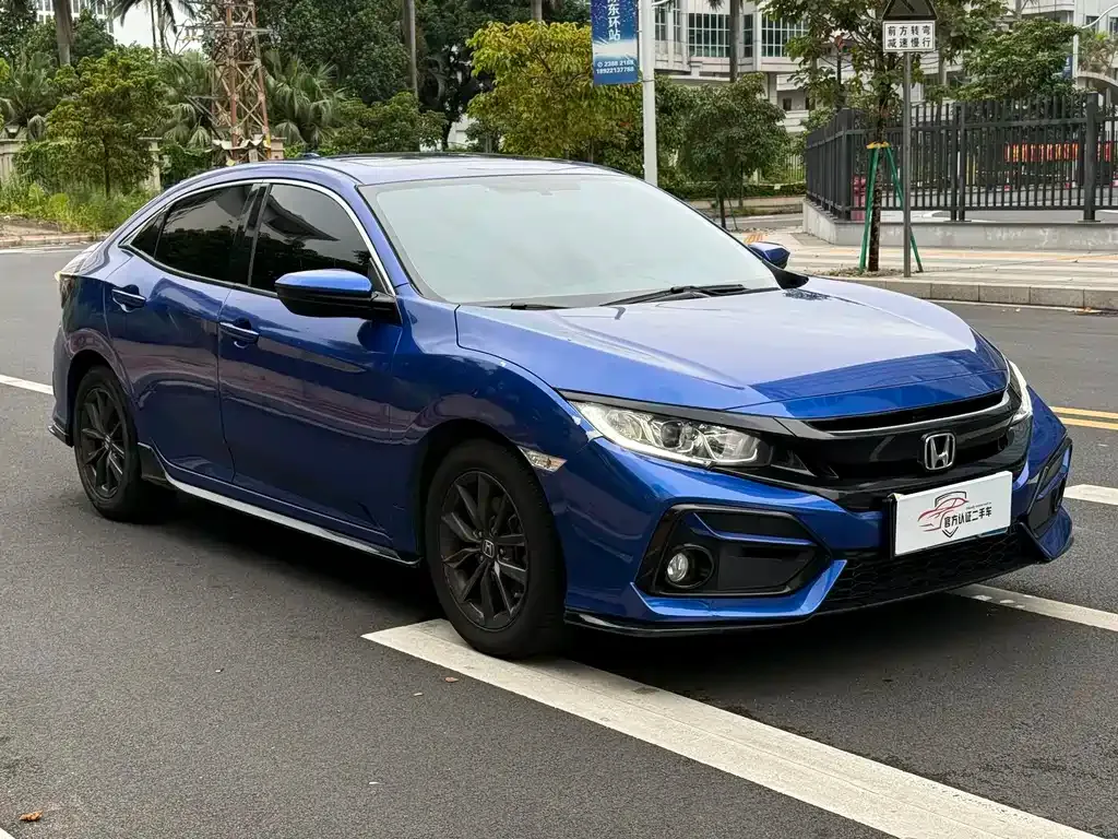 Honda Civic — фото 10