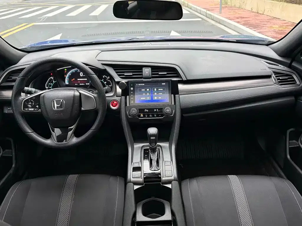 Honda Civic — фото 5