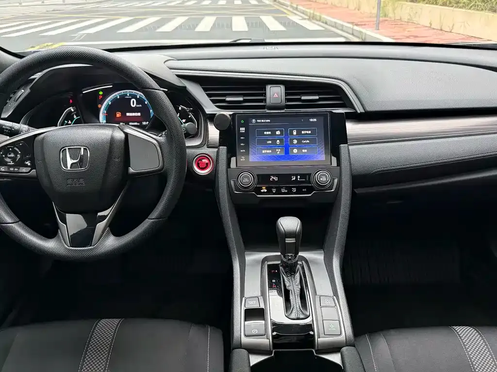 Honda Civic — фото 9