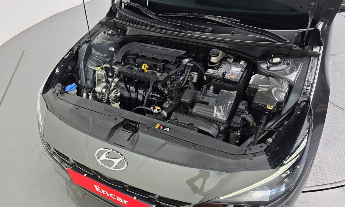 Hyundai AVANTE — фото 3