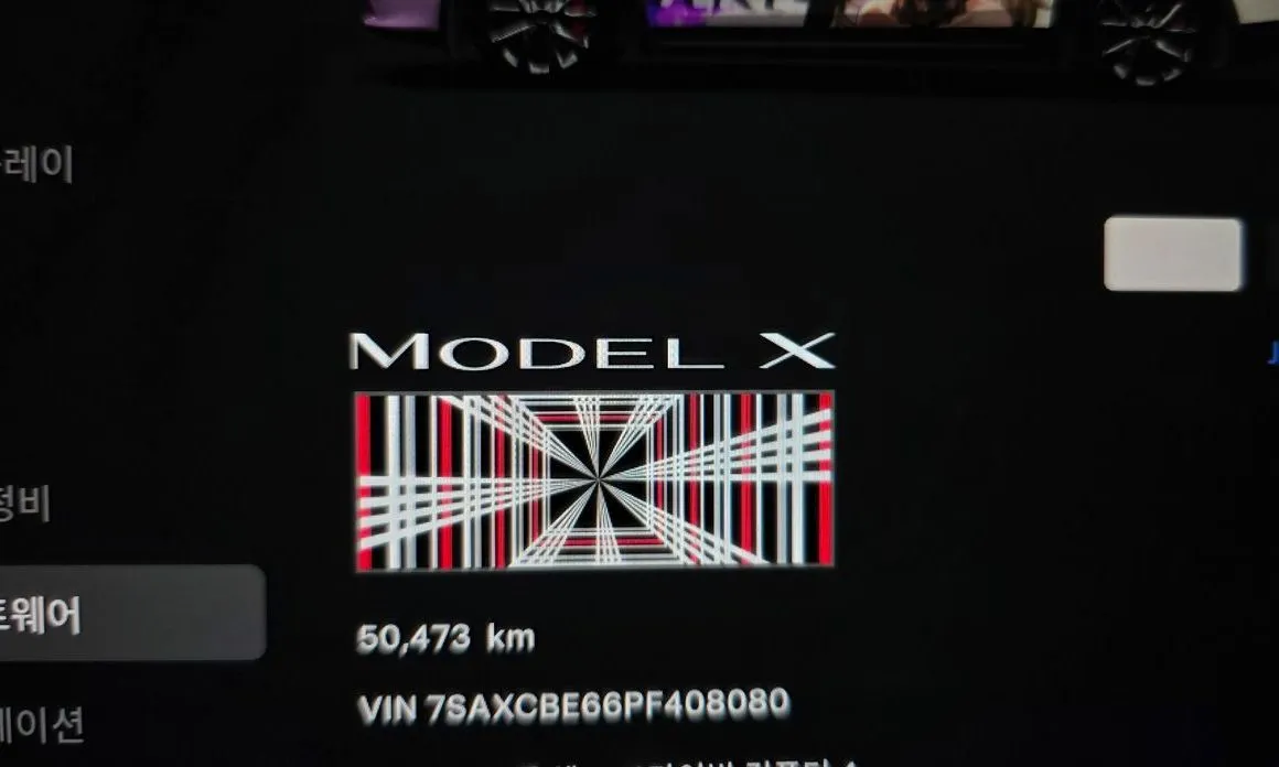 Tesla Model X — фото 2
