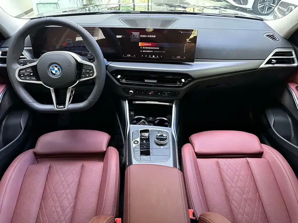 BMW i3 — фото 3
