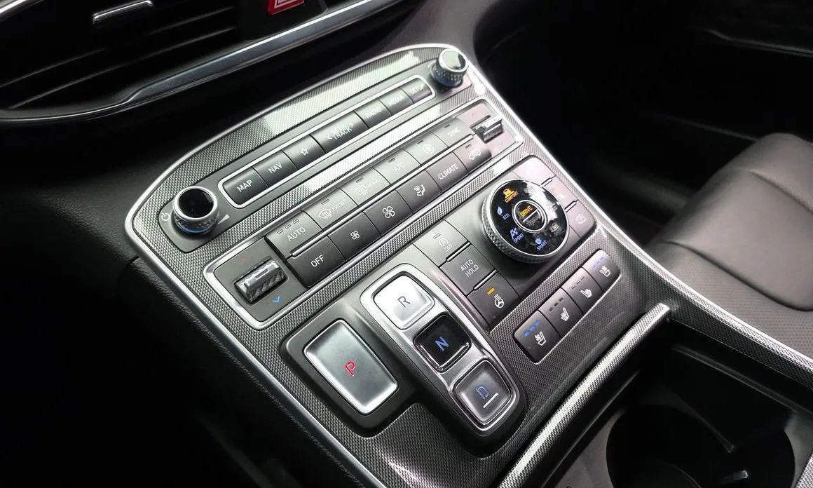 Hyundai Santafe — фото 8