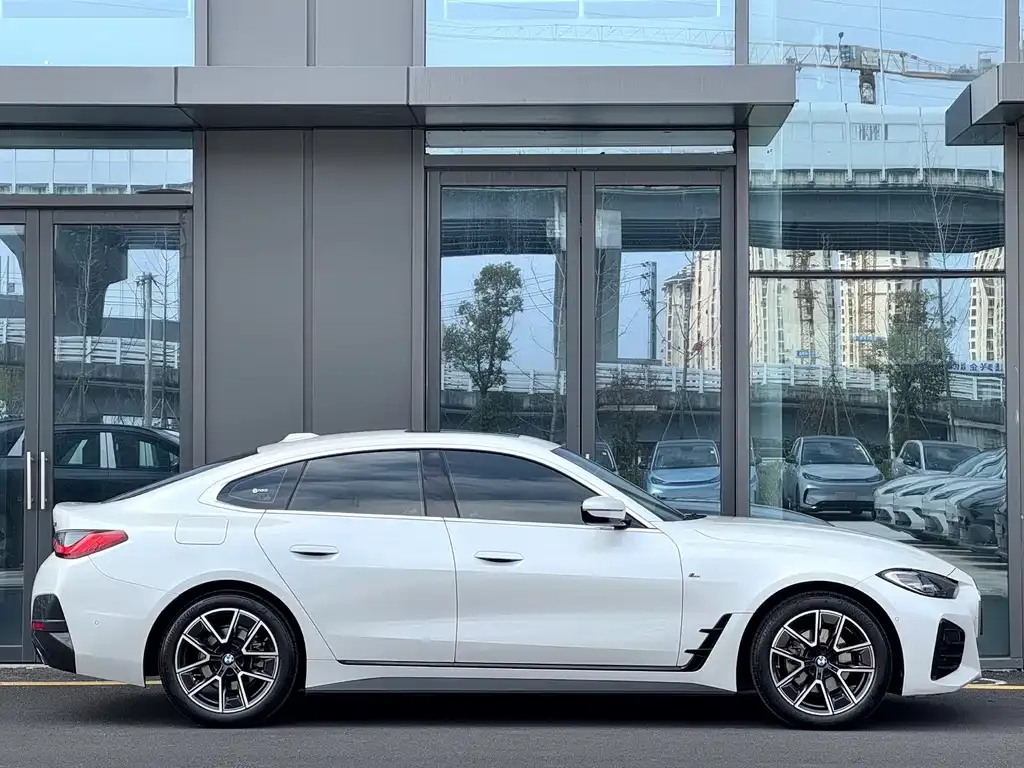 BMW 4 Series — фото 3