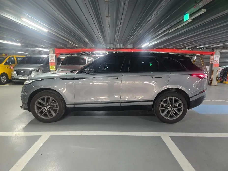 Land Rover Range Rover Velar — фото 8
