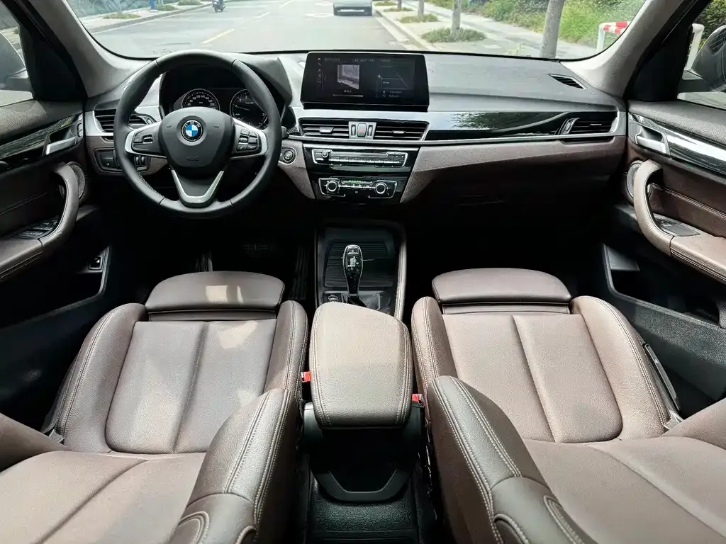 BMW X1 — фото 4