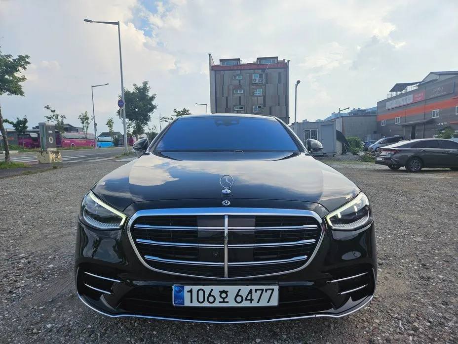 Mercedes-Benz S-Class — фото 1