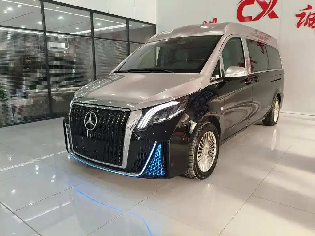 Mercedes-Benz Vito — фото 1