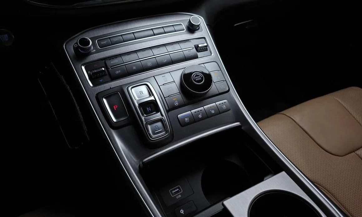 Hyundai Santafe — фото 5