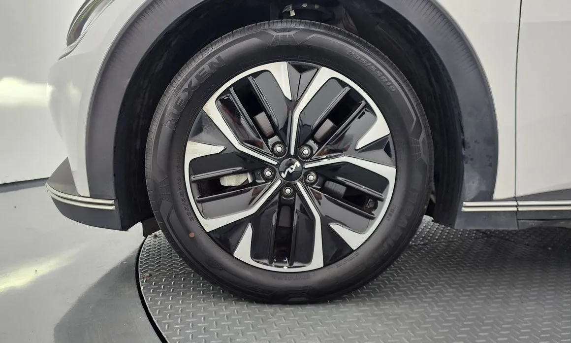 Kia EV6 — фото 4