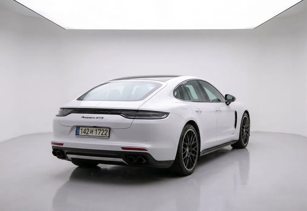 Porsche Panamera — фото 6