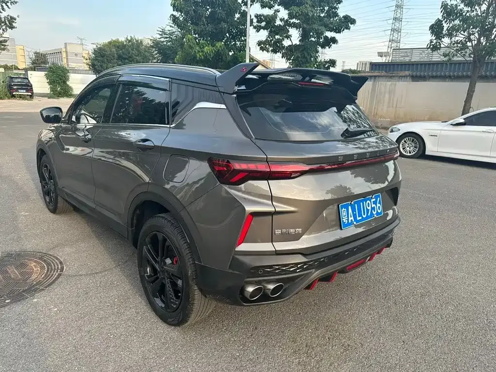 Geely Binyue — фото 10