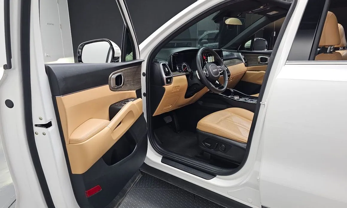 Kia Sorento — фото 9