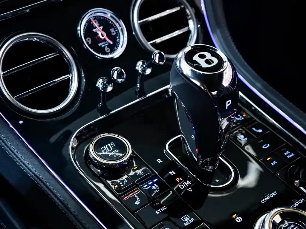 Bentley Continental — фото 8