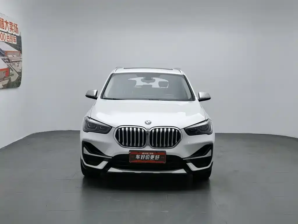 BMW X1 — фото 9