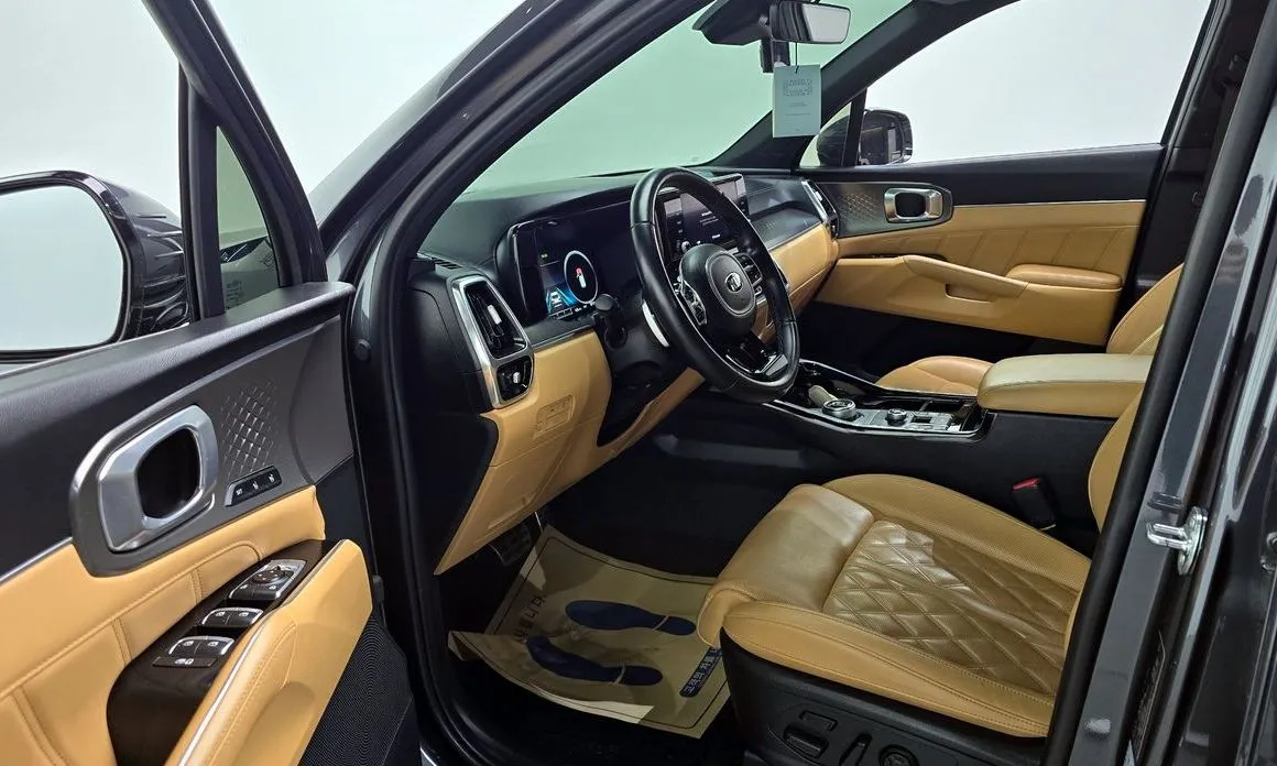 Kia Sorento — фото 9