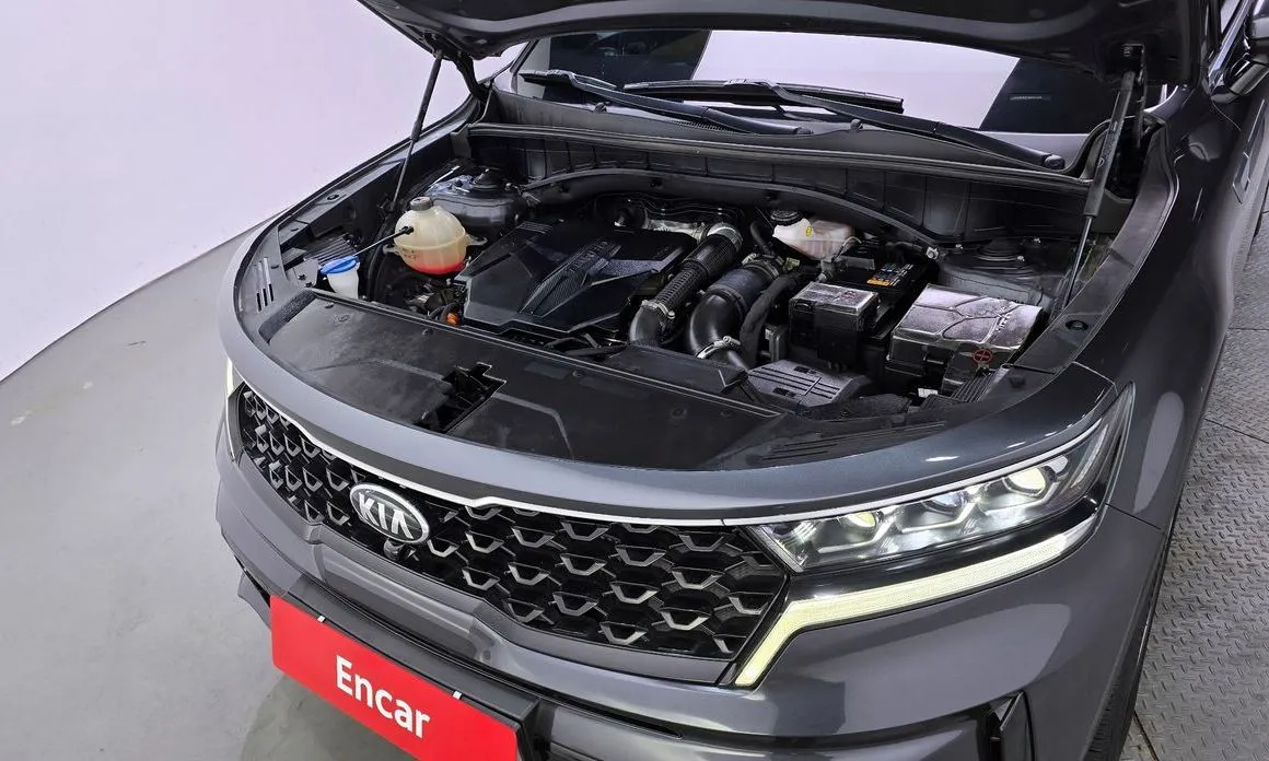 Kia Sorento — фото 5