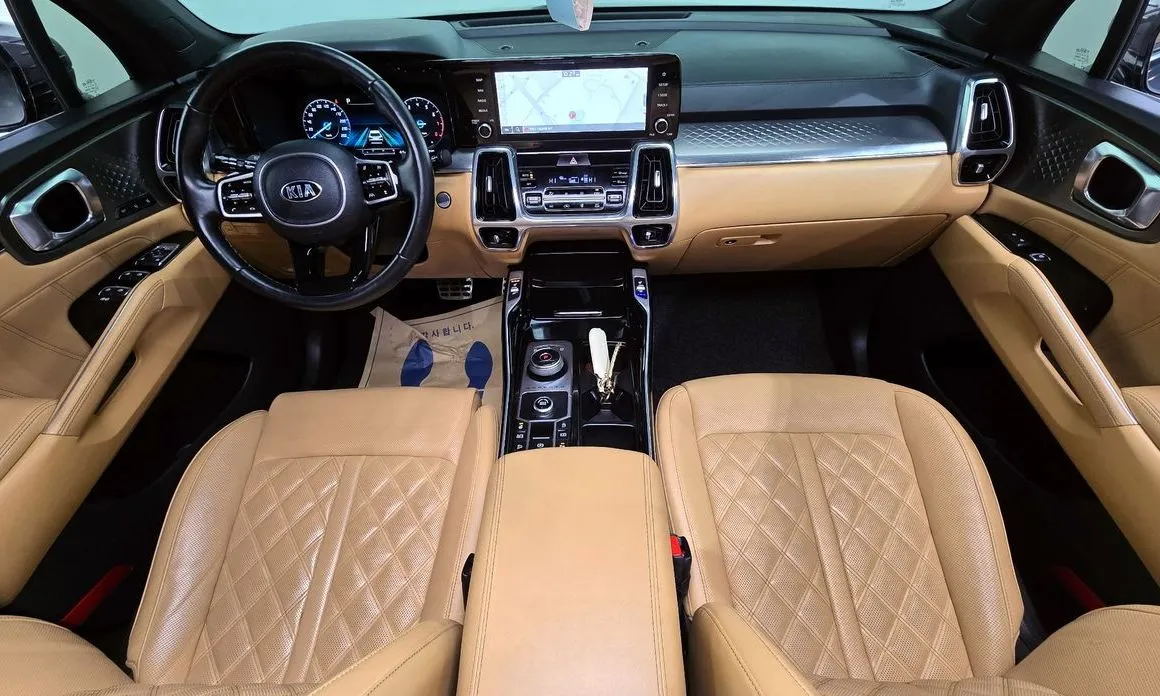 Kia Sorento — фото 7