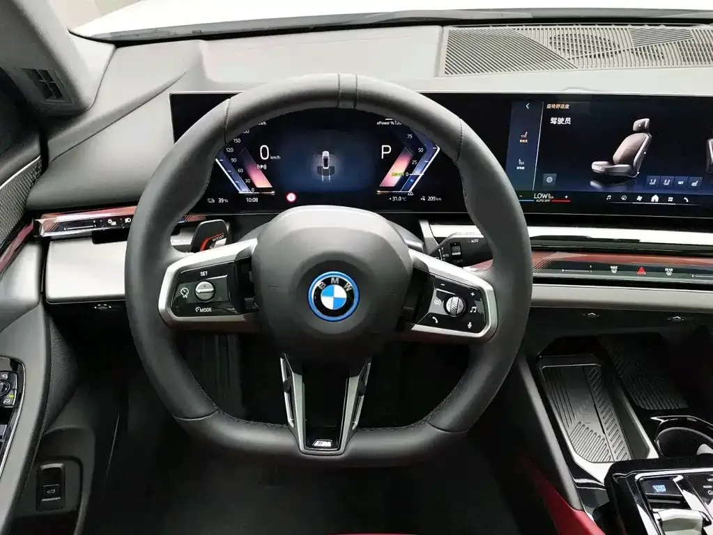 BMW i5 — фото 2