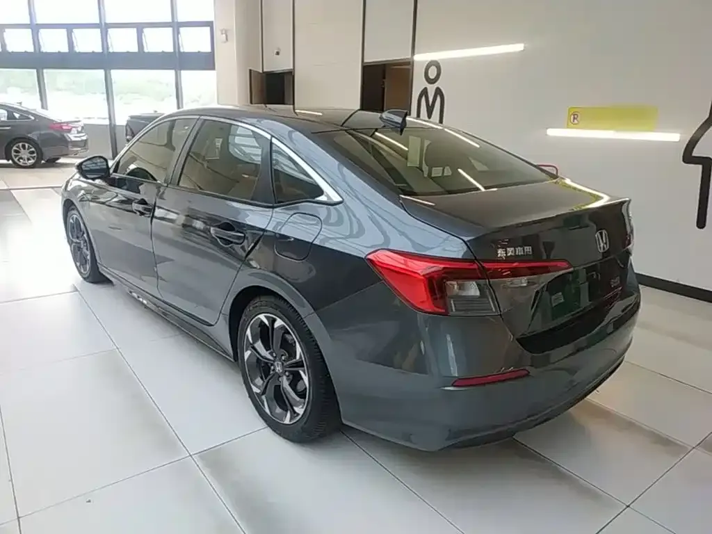 Honda Civic — фото 6