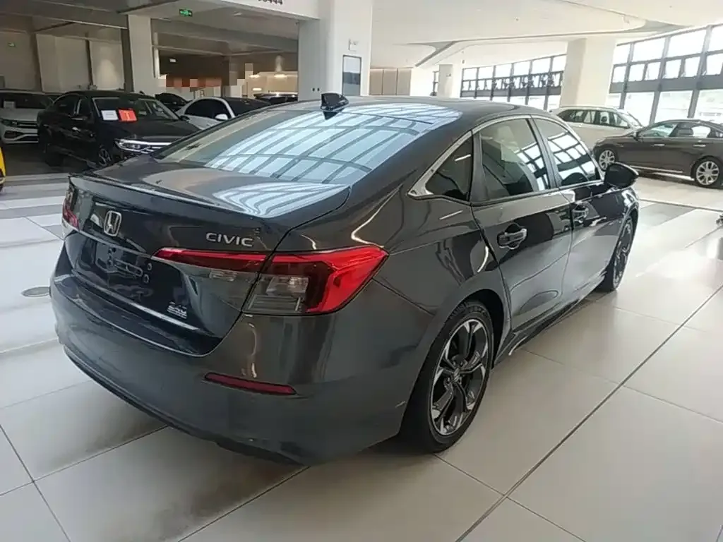 Honda Civic — фото 9