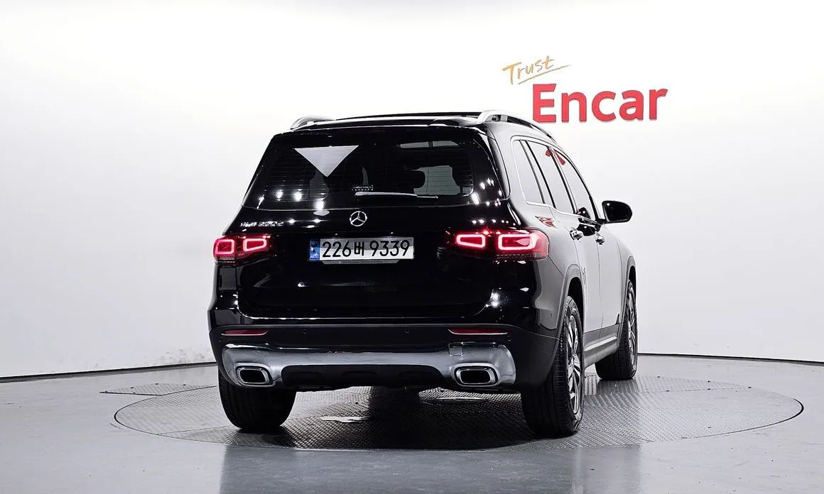 Mercedes-Benz GLB-Class — фото 2