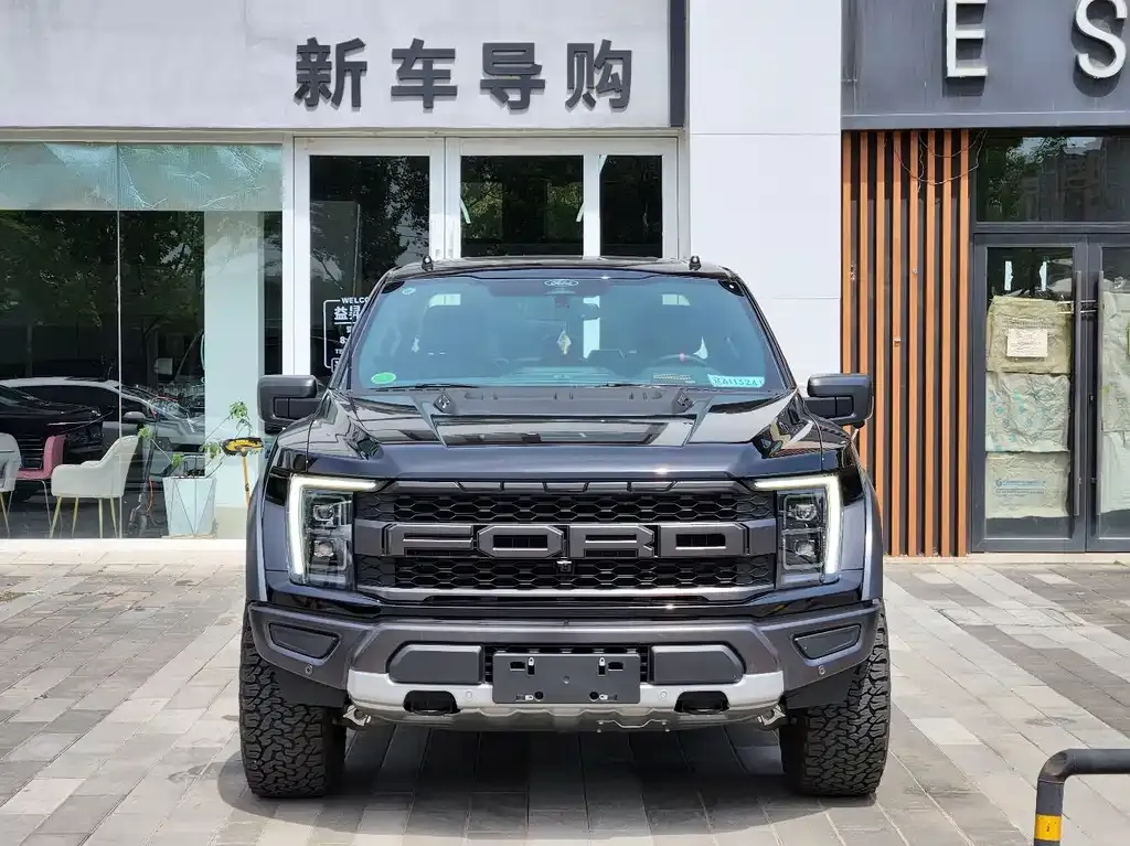 Ford F-150 Raptor — фото 9