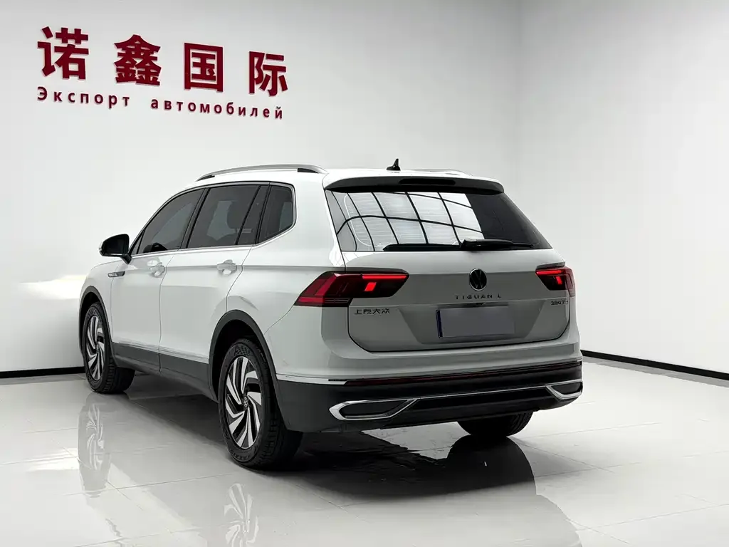 Volkswagen Tiguan L — фото 3