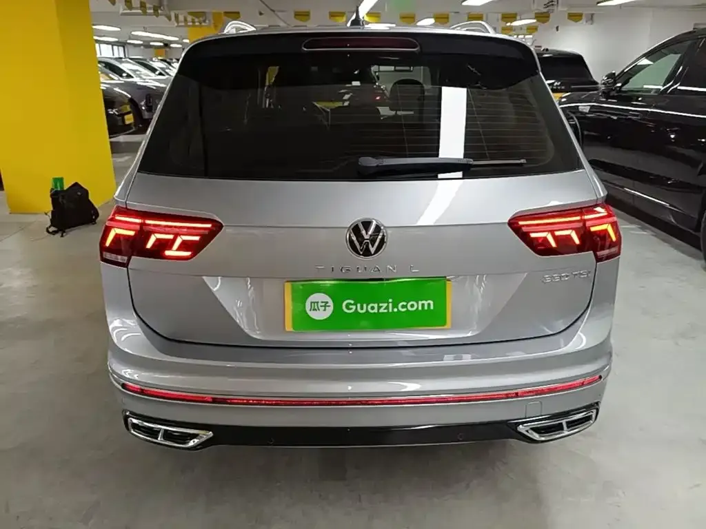 Volkswagen Tiguan L — фото 10