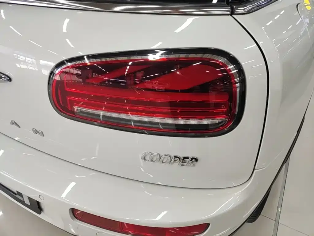 MINI Clubman — фото 7