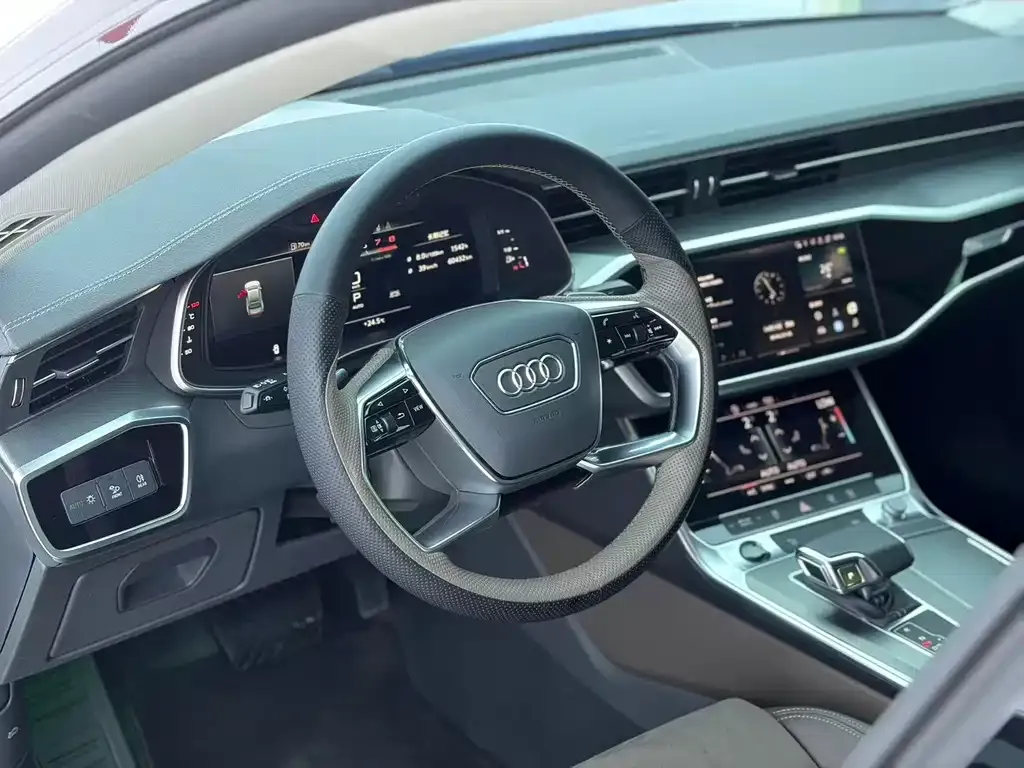Audi A7L — фото 4