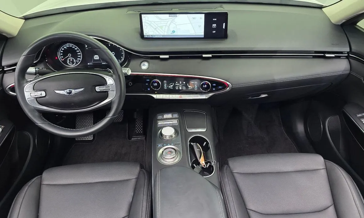Genesis GV70 — фото 10