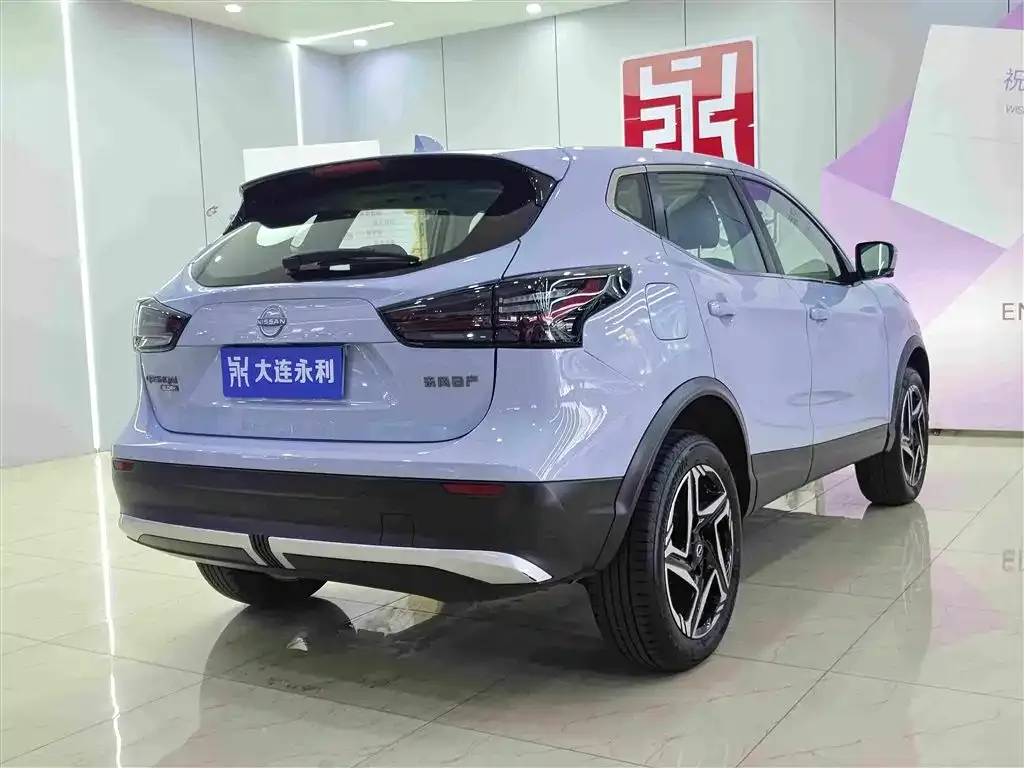 Nissan Qashqai — фото 10