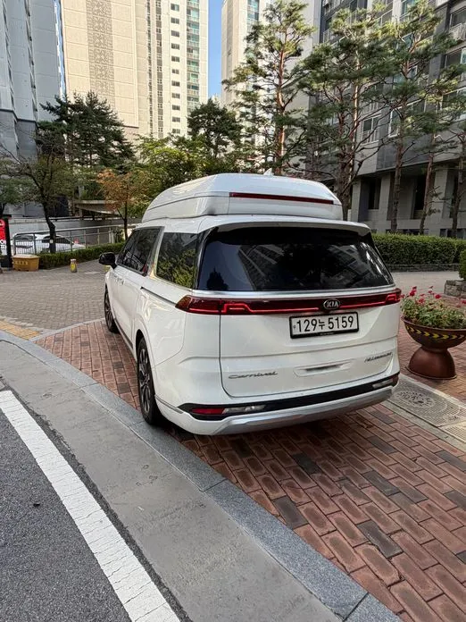 Kia Carnival — фото 10