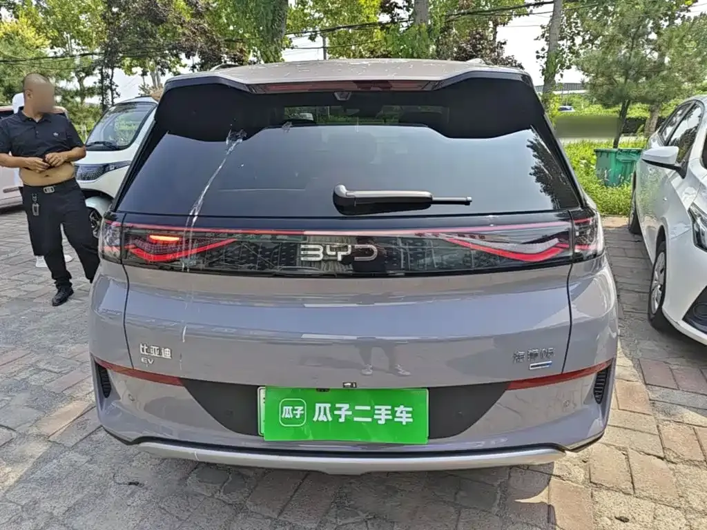 BYD Hiace 05 EV — фото 3