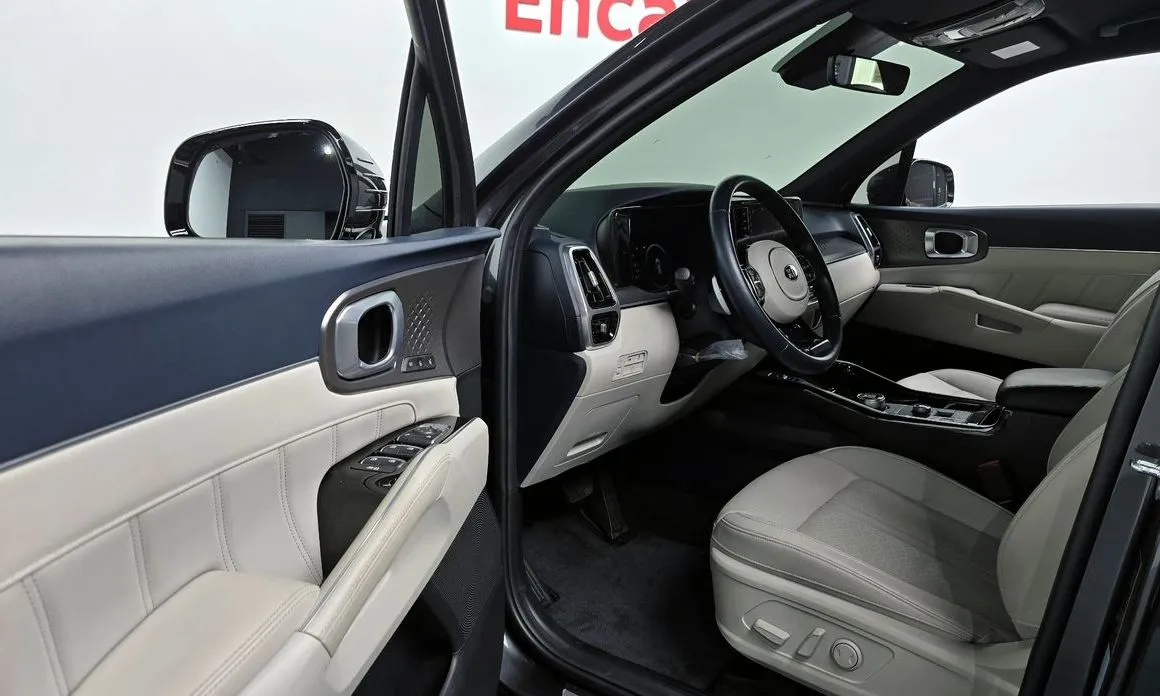 Kia Sorento — фото 5
