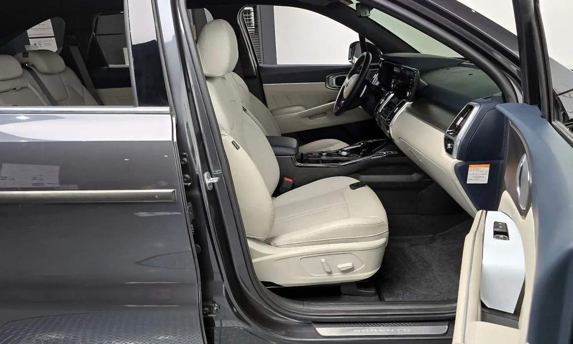 Kia Sorento — фото 10