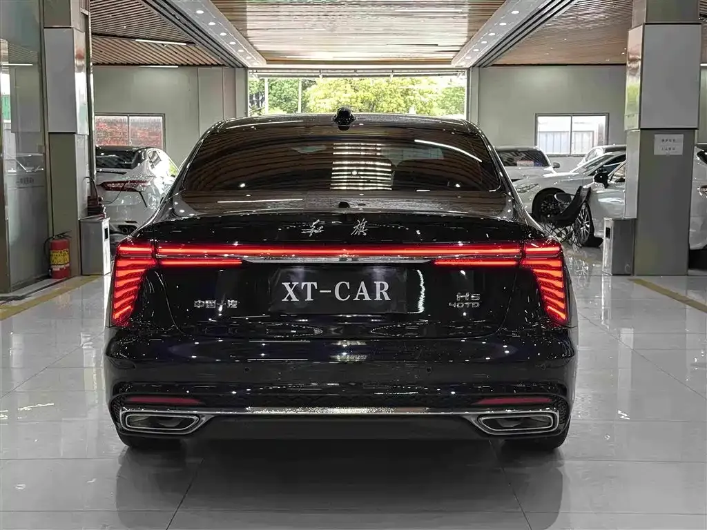 Hongqi H5 — фото 2