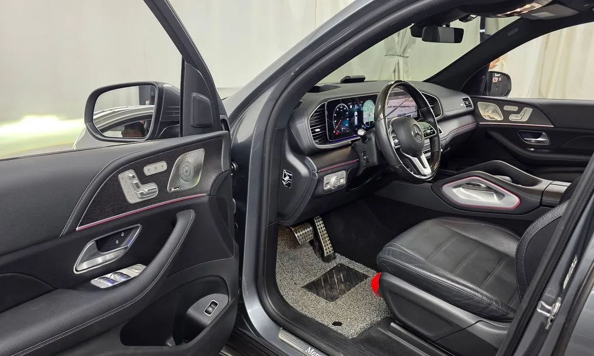 Mercedes-Benz GLS-Class — фото 10