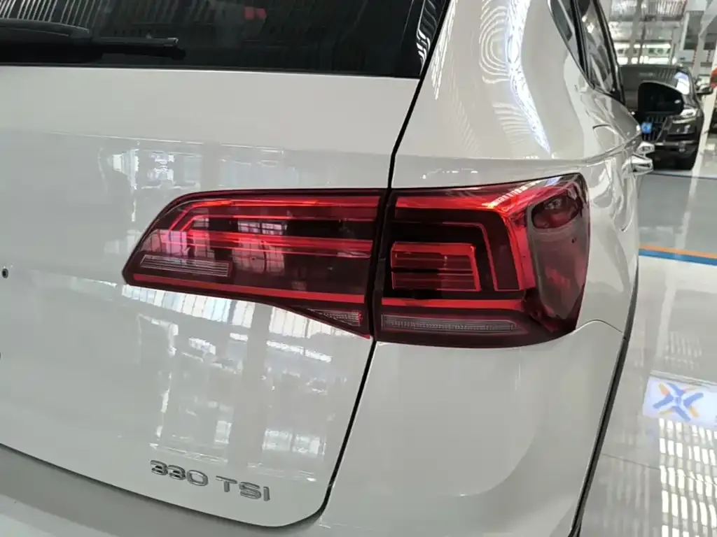 Volkswagen Tharu — фото 8