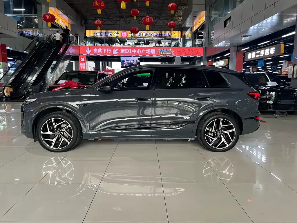 Audi Q6L e-tron — фото 9