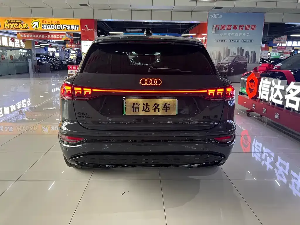 Audi Q6L e-tron — фото 5